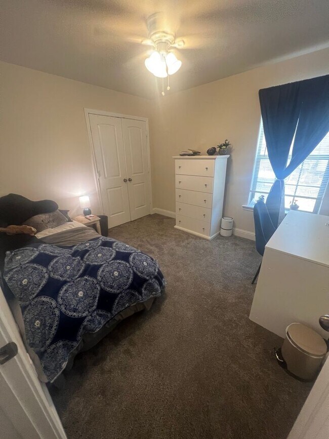 Foto del edificio - 3 bedroom 2 bath 2 car garage in Cooper ISD!