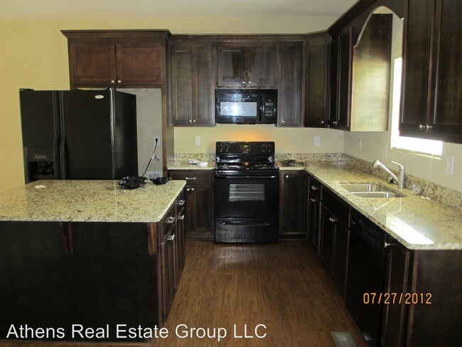 Building Photo - 5 br, 5 bath House - 840 MLK Pkwy