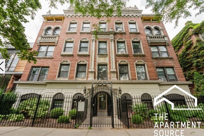 Foto del edificio - 1742 N Humboldt Blvd