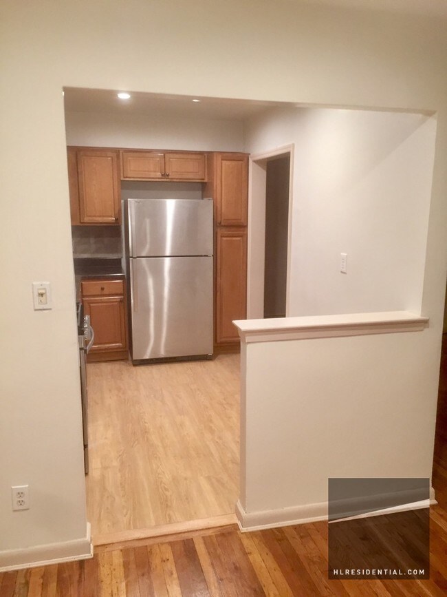 Foto del edificio - 4217 68th St