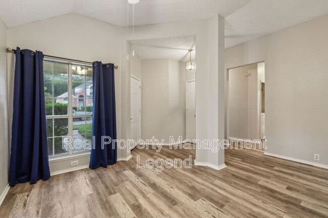 Foto del edificio - 1105 Dove Dr