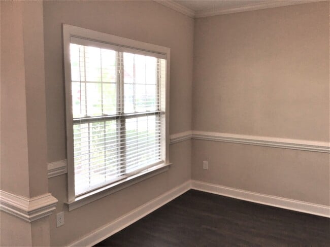 Building Photo - 617 Monterey Pine Dr