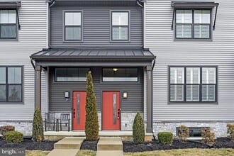 Building Photo - 113 Despina Dr