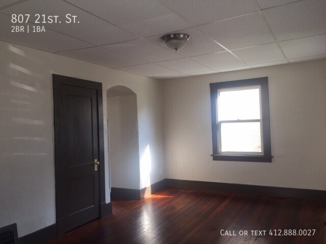 Building Photo - 2 Bedroom in Ambridge!