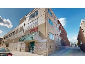 Building Photo - 316 Becker Ave SW