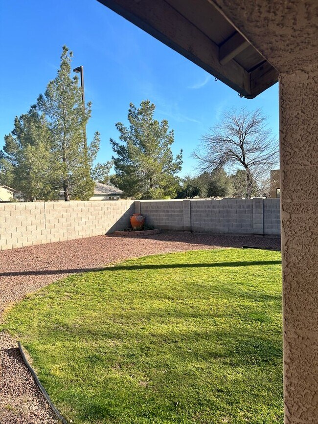 Building Photo - Wonderful Coronado Ranch Home