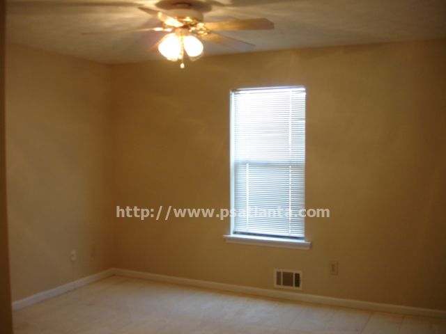 Building Photo - 3630 Hopkins Ct