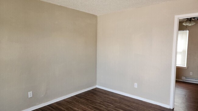 Foto del edificio - 4300 S. Portland #11