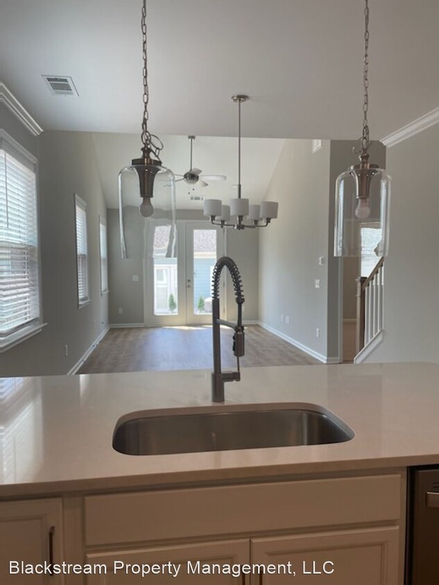 Primary Photo - 3 br, 2.5 bath House - 330 Stirrup Court