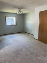 Building Photo - 219 Marion Dr