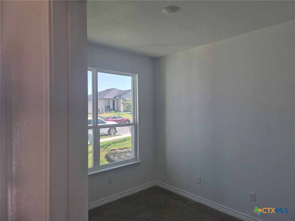 Foto del edificio - 3907 American Elm Dr