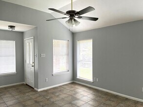 Building Photo - 4219 Hermitage Hollow Ln