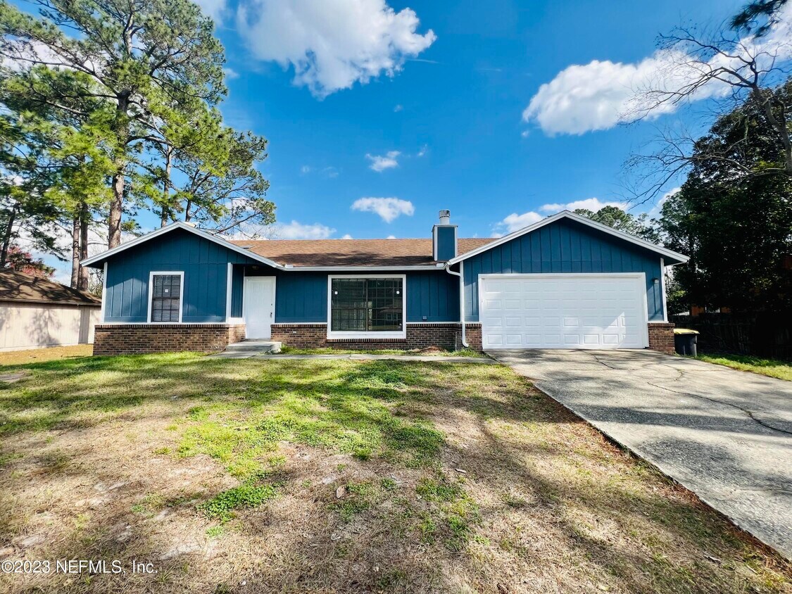 7541 Falcon Trace Dr W, Jacksonville, FL 32222 House Rental in