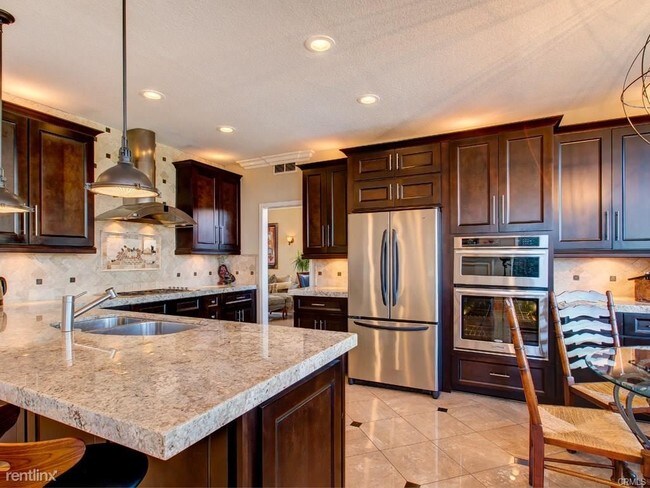 Building Photo - 4 br, 3 bath House - 30542 Mirandela Ln