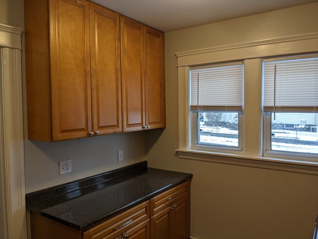 Kitchen prep counter - 9 Courtland St