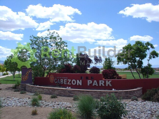 Foto del edificio - LEASE PENDING – PLEASE APPLY AT YOUR OWN D...