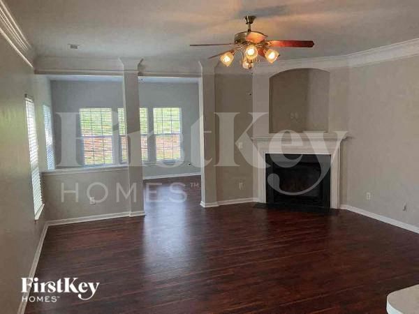 Foto del edificio - 10218 Little Whiteoak Rd