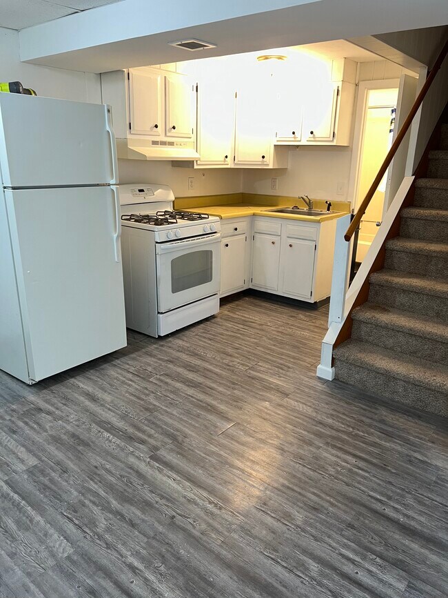 197 Fuller Ave Unit 102, Corning, NY 14830 Apartments in Corning, NY