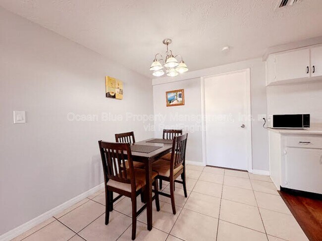Foto del edificio - 7924 Halsey Dr
