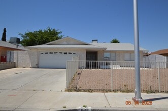 Building Photo - 608 Anatolia Ln