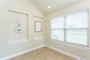 Foto del edificio - 6122 Garden Lakes Ln