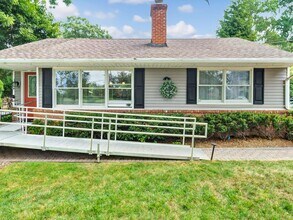 Building Photo - 157 Beaver Dr