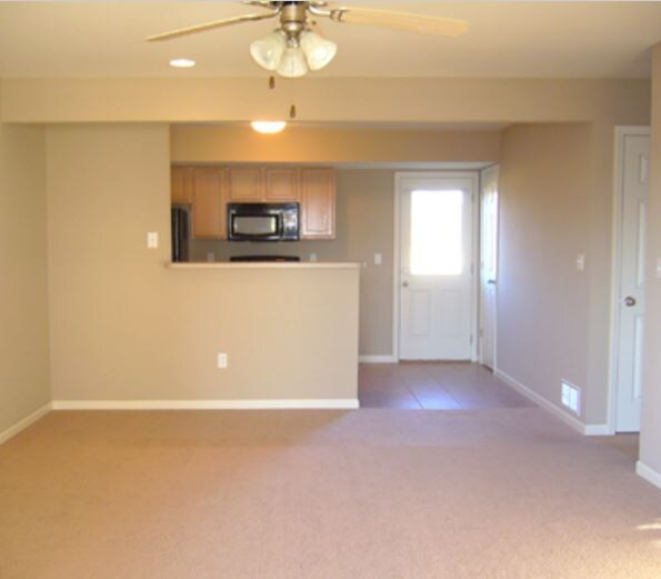 Kitchen and Dining Area - Vanderveen