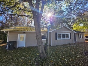 Building Photo - 1937 W Lawson St