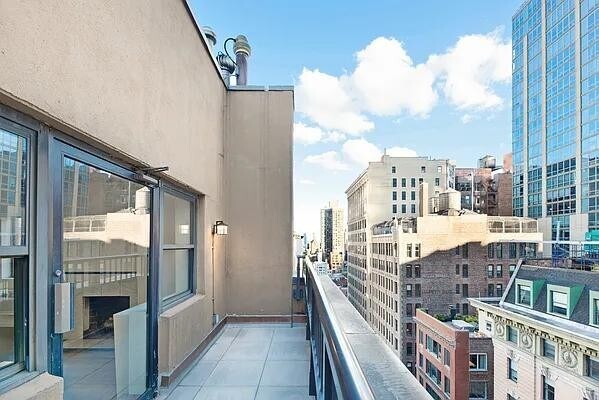 Foto del edificio - 121 Madison Ave