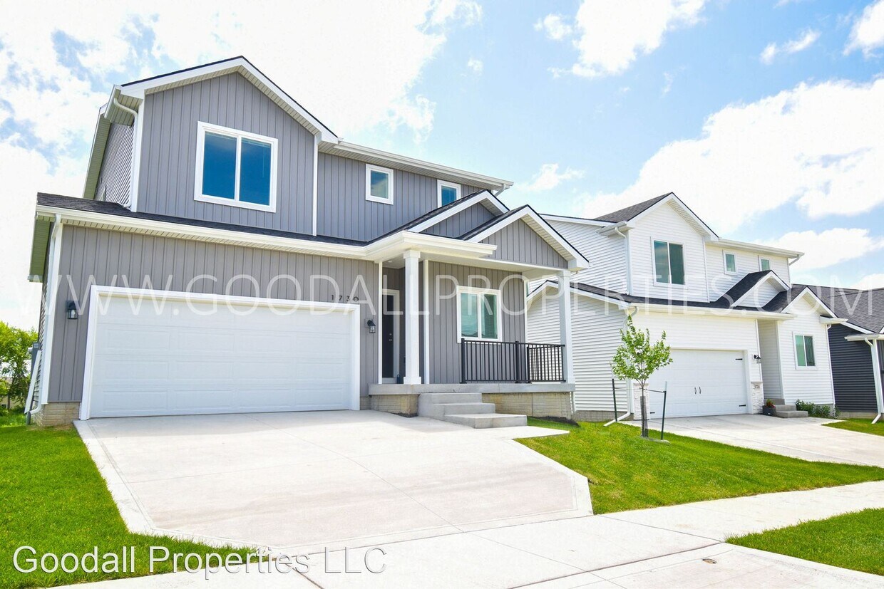 Primary Photo - 3 br, 2.5 bath House - 1730 Howard Dr