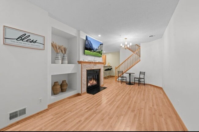 Living room - 9616 Linden Ln N