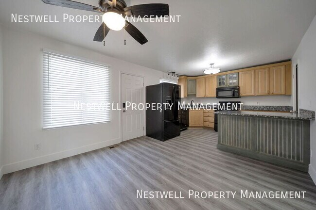 Foto del edificio - 1562 Ponderosa Ln
