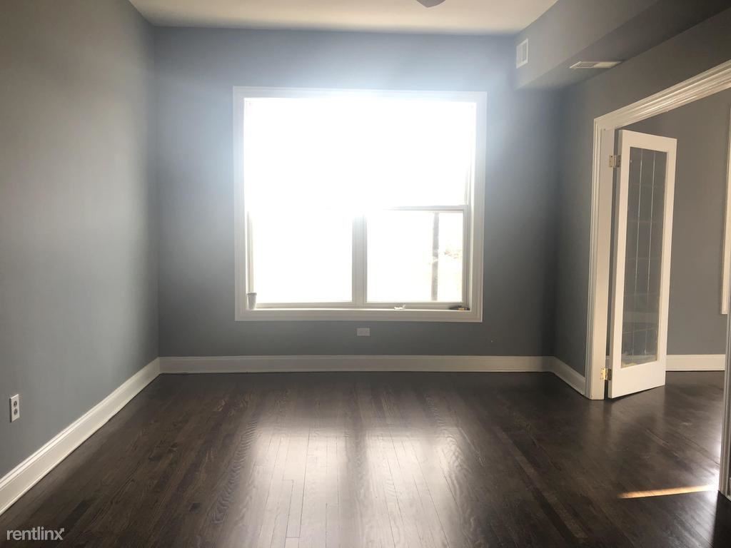 Primary Photo - 2 br, 2 bath Apartment - 3803 N Clark St