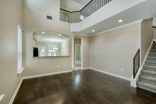 Foto del edificio - 13400 Briarwick Dr