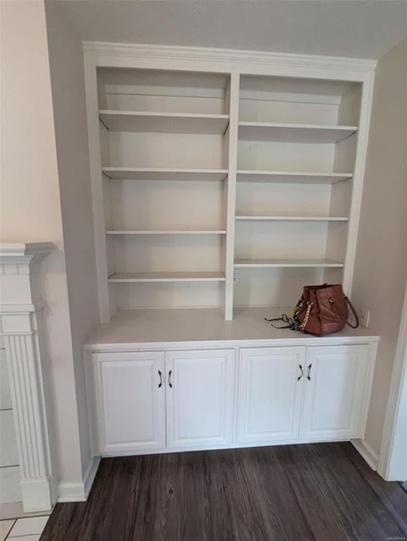 Foto del edificio - 557 Forest Ridge Ct