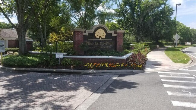 Foto del edificio - 13028 Plantation Park Cir