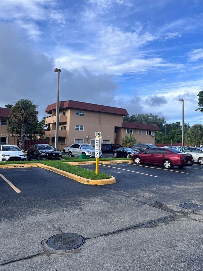 Foto del edificio - 9970 SW 88th St