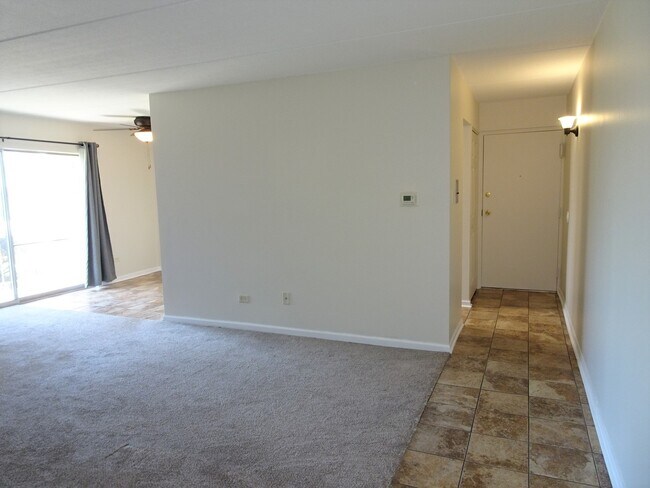 Foto del edificio - 4420 W 111th St