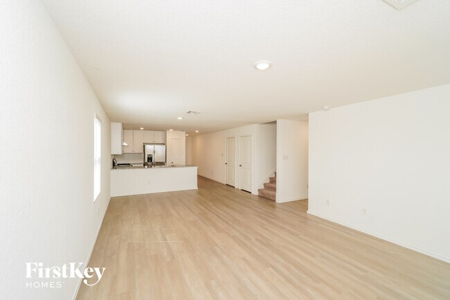Building Photo - 13034 Rosemary Cove