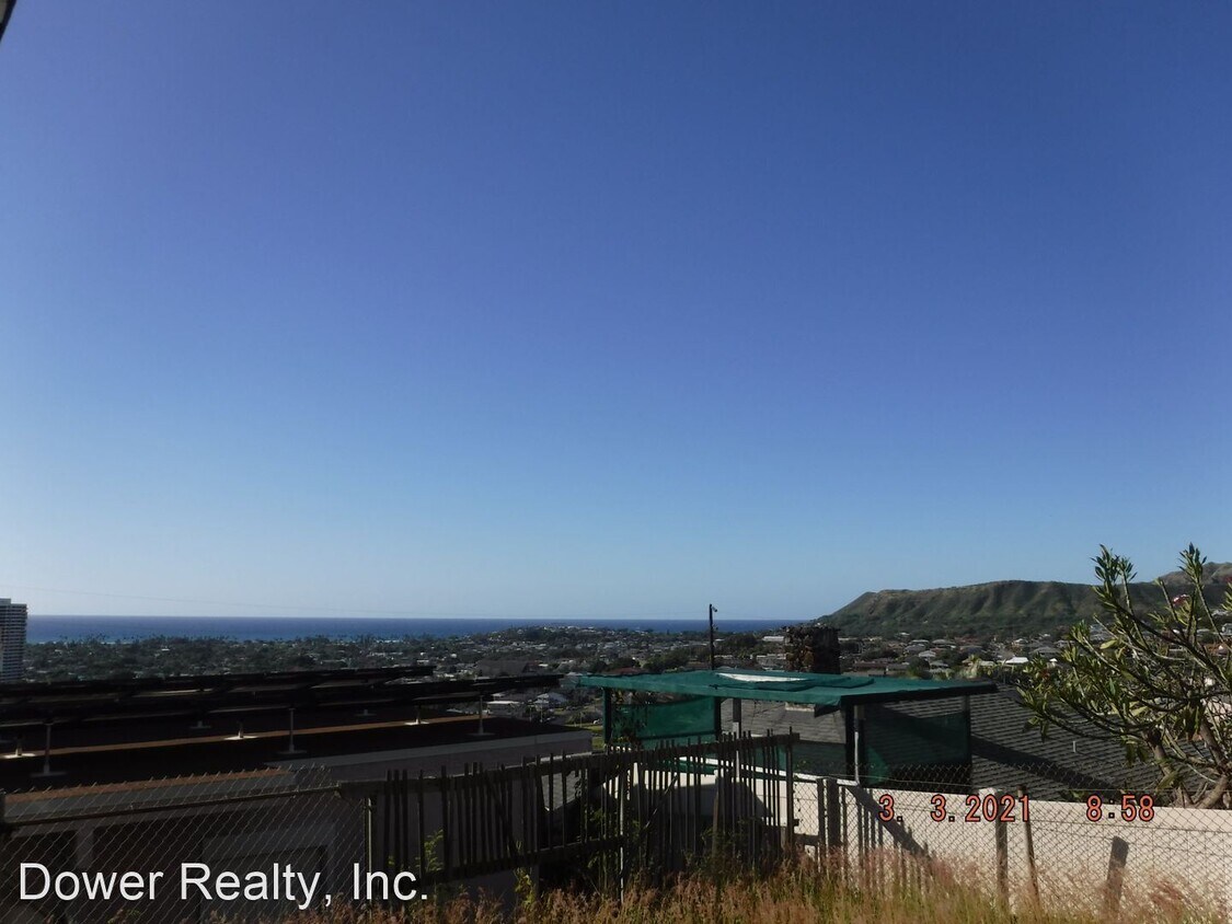 Primary Photo - 4 br, 3.5 bath House - 4075 A Koko Drive