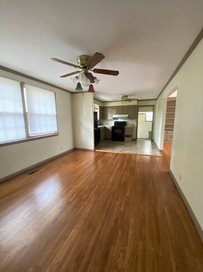 Foto del edificio - 117 Greenyards Pl
