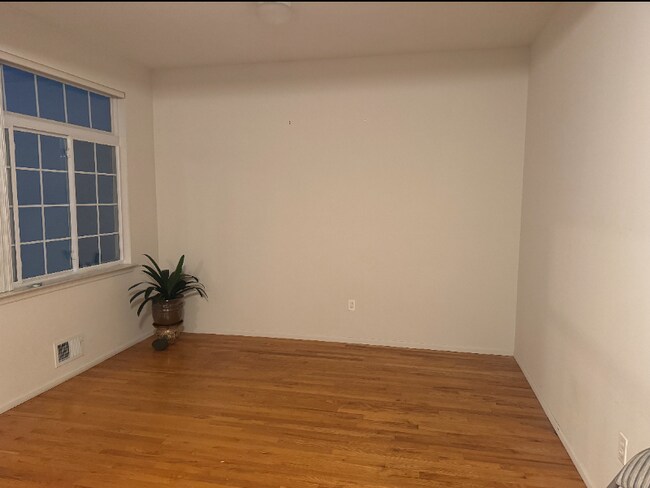 Foto del edificio - 108 Anthony St