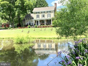Building Photo - 232 Wrights Rd
