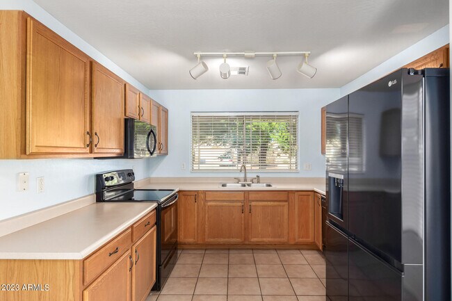 Foto del edificio - 13367 W Watson Ln