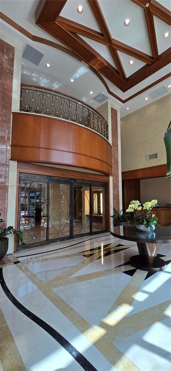 Foto del edificio - 347 N New River Dr E