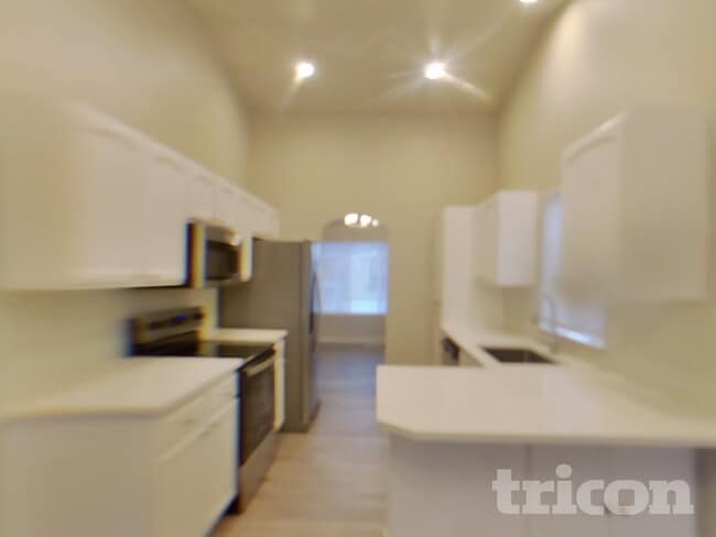 Building Photo - 4518 S 79th St