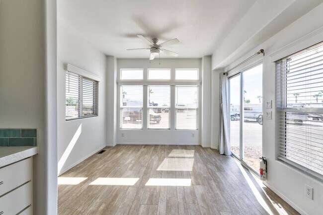 Foto del edificio - 9985 N Pinal Ave