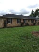 Building Photo - 1446 Alhambra Dr