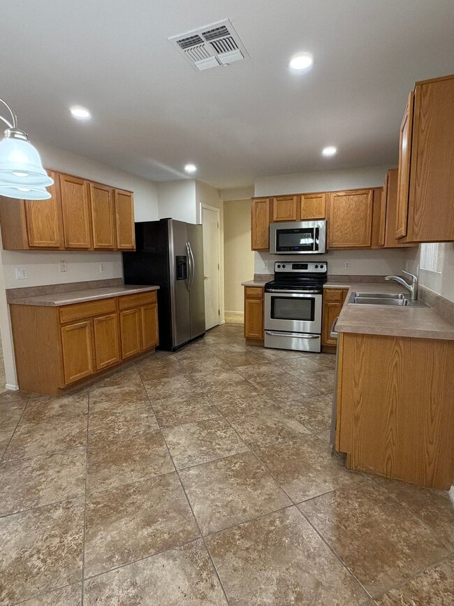 Photo - 11402 W Hutton Dr House