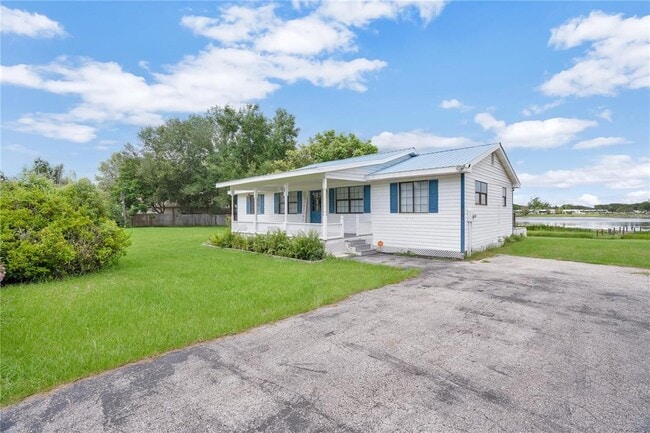 Building Photo - 16878 Arrowhead Blvd